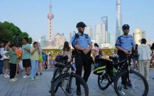 上海外滩客流瞬时6.1万,为何会有这么大的人流量 初一上海外滩迎来大客流